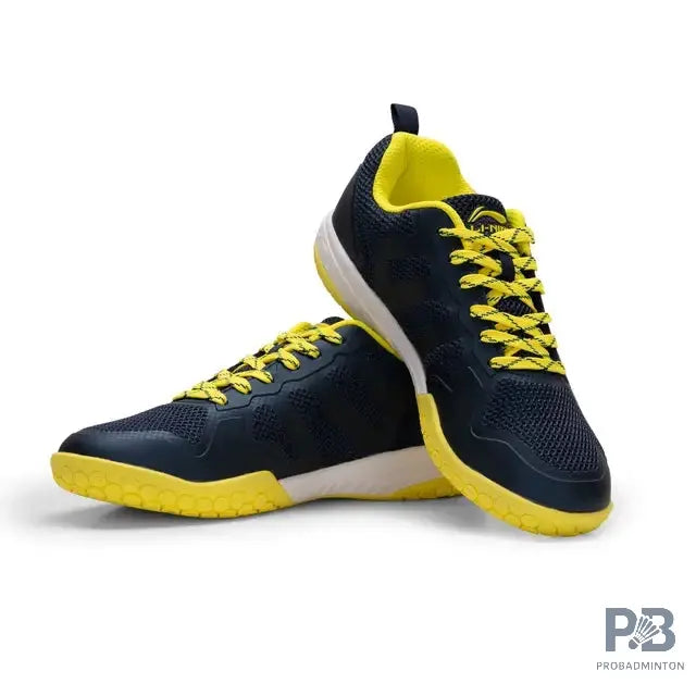 Lining Ultra Max Badminton Shoes (Navy/Lime).