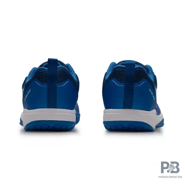 Lining Ultra Max Badminton Shoes (Blue/White).