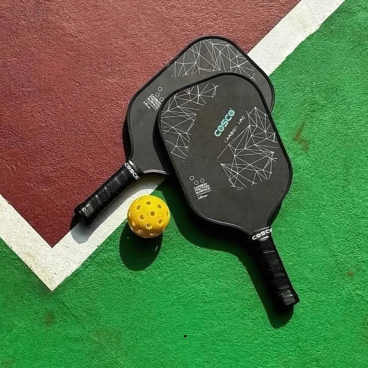 cosco carbon arc pickelbal grip comfortable

