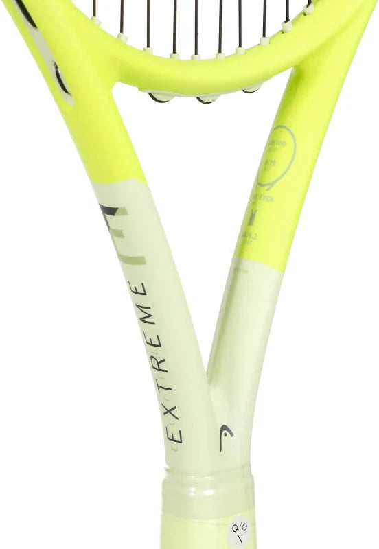 HEAD Extreme Elite 2024 racket with 16 × 19 string pattern
