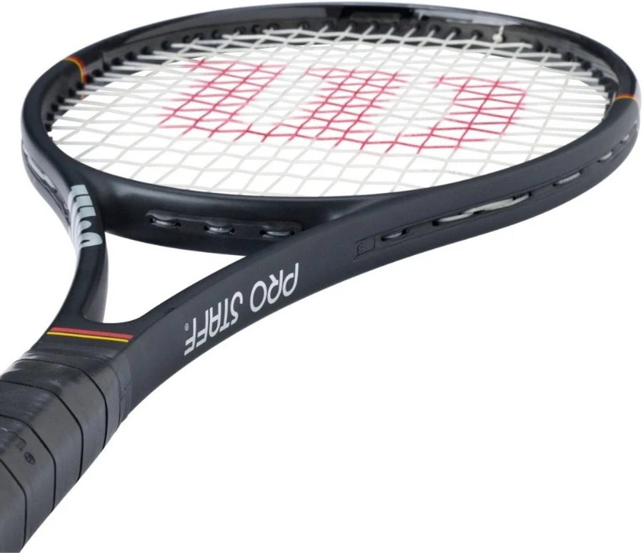 Wilson Pro Staff 97L Classic racquet head and string pattern close-up