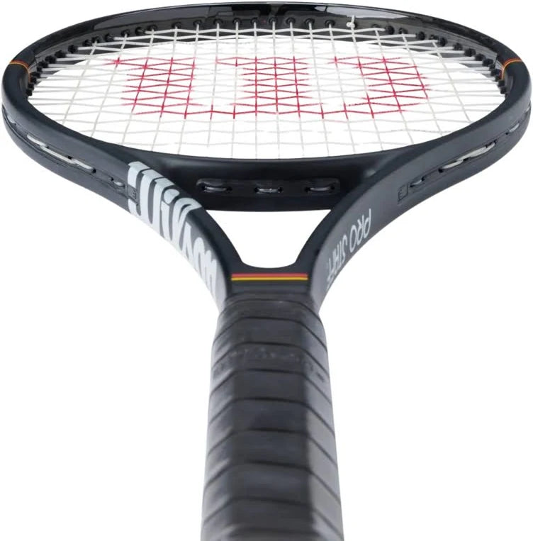 Wilson Pro Staff X Classic 16x19 string pattern close-up