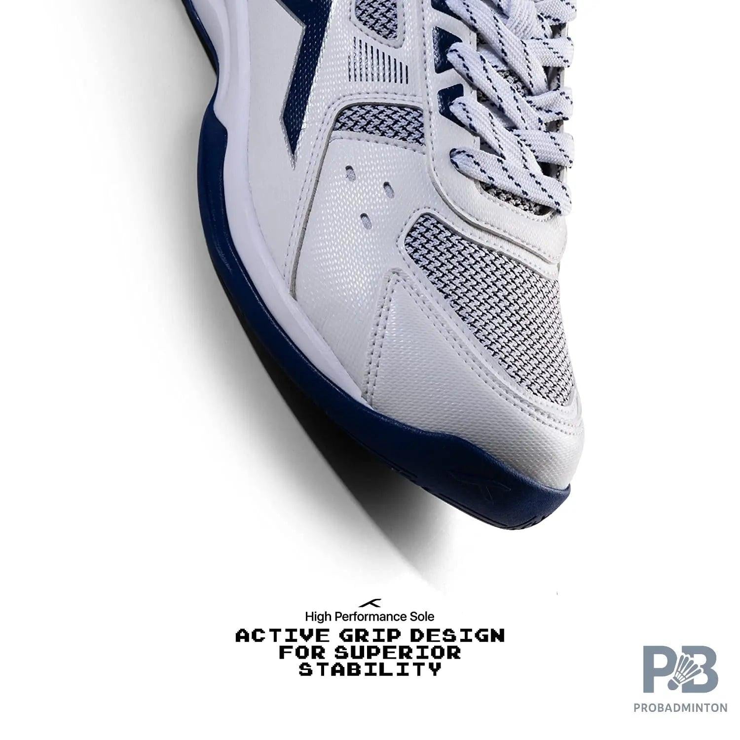 HUNDRED Raze Badminton Shoes (White / Navy).